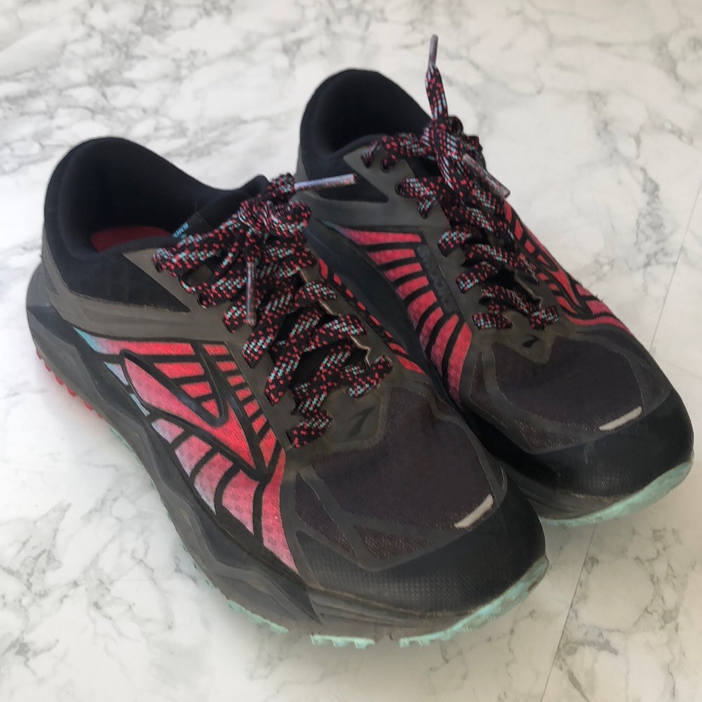 Brooks Caldera Sneaker